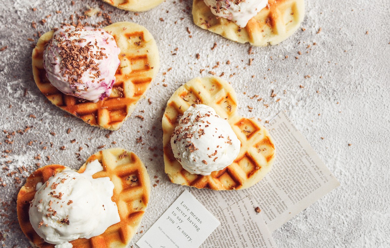 waffles, ice cream, love-7007465.jpg